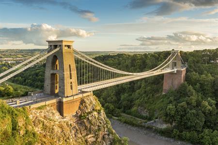 Clifton Suspension Bridge, Bristol (©iStockphoto.com)