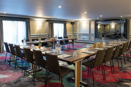 Charneco meeting room