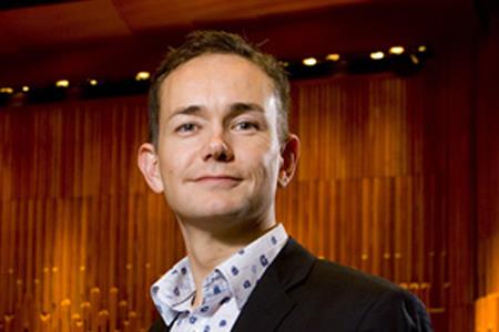 Hyde quits Barbican after 13 years