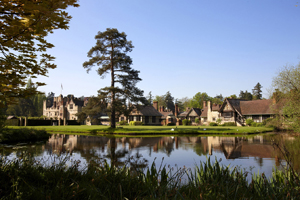 Mavala hires Hever Castle