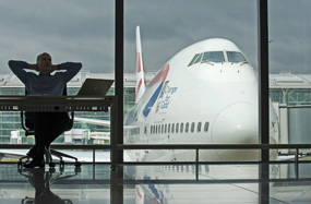Heathrow: study proposes placing four runways immediately to the west of current site