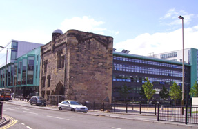 De Montfort: new road layout joined listed building to the streetscape