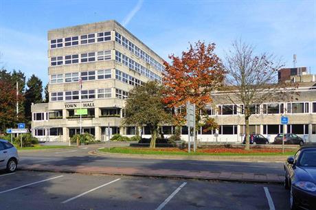 Crawley Town Hall (pic: PL Chadwick, Geograph)