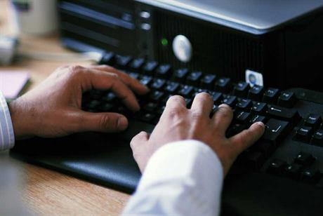 Report says that reliance on old planning software systems is stifling innovation