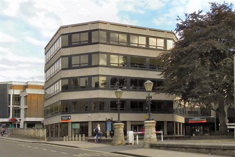 Oxfordshire County Hall. Image by David Dixon, geograph.org.uk