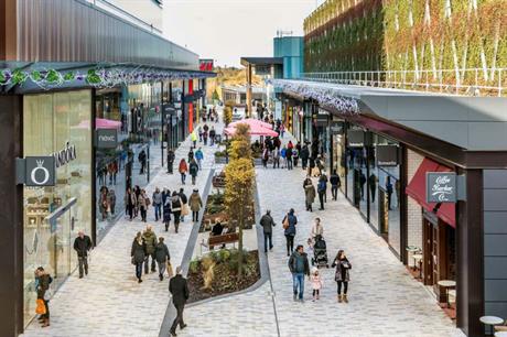 Bracknell's new development has covered streets and squares (PIC John Sturrock/Gillespies)