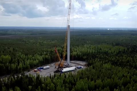 Turbine installation being carried out at Energiequelle's Takanebacken wind farm in Finland