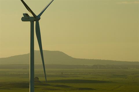 Iberdrola targets Asian wind and solar projects