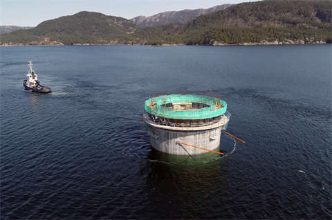 Video: Hywind Tampen floating foundations move to deep water