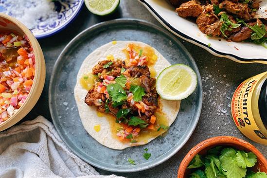 Gran Luchito hosts taco party in London