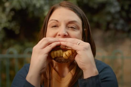 Walkers "CrispIN or CrispOUT" by VCCP