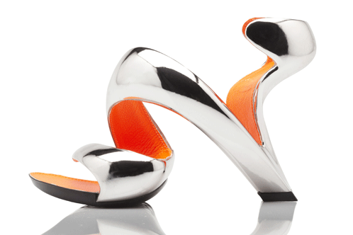 Julian Hakes shoes: client of the new offering