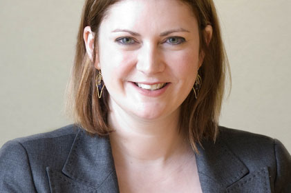 Senior consultant: Carolyn Dealey