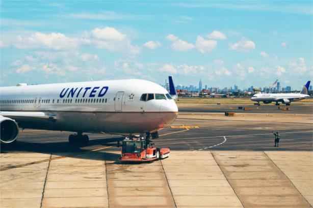 timeline of a crisis united airlines pr week