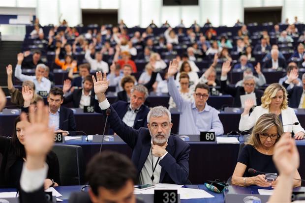 MEPs vote during July's plenary, the last before the summer break. Photo: Mathieu Cugnot / EP