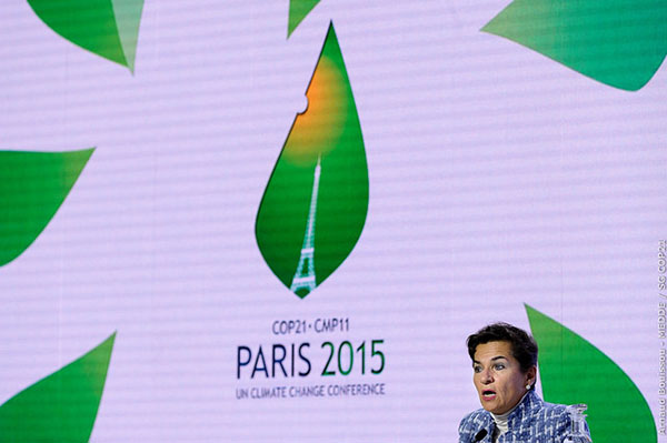 Climate: COP21 – Figueres speaks under COP21 logo