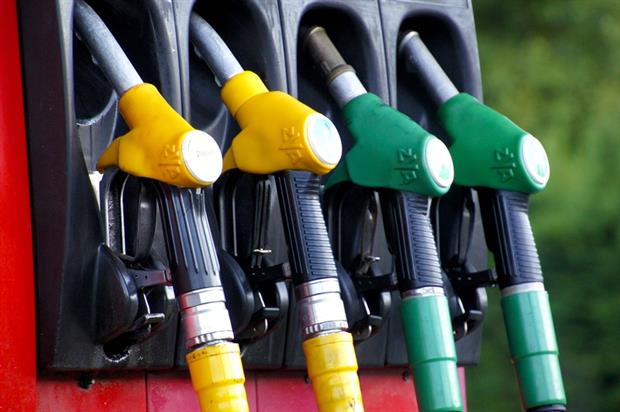Transport - Fuel pumps (Pixabay)