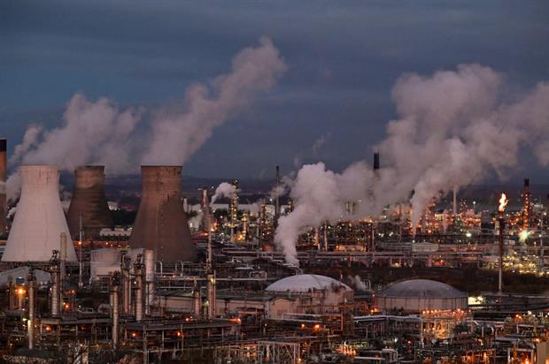 Grangemouth petrochemical plant in Scotland. The UK's post-Brexit chemicals regime has already begun to diverge from the EU's. Photo: Jeff J Mitchell/Getty Images
