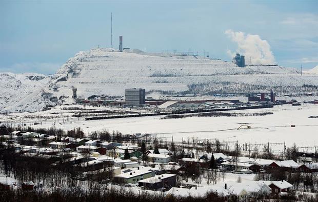 The iron mine of Swedish state-owned mining company LKAB at the country's northernmost town of Kiruna, November 2012. Photo: Jonathan Nackstrand / AFP via Getty Images