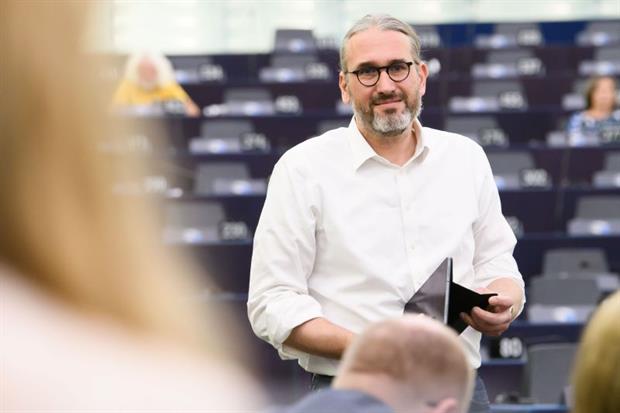 Rapporteur Hojsík during Monday’s debate: “We’re not talking about some nice chemicals, we’re talking about some of the worst chemicals known to mankind.” Photo: Philippe Stirnweiss