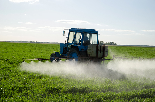 Chemicals, crop spraying (photograph: Aqua Mechanical/Flickr)