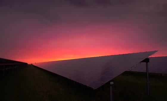 Energy - solar panel sunrise (photo: Pixabay)