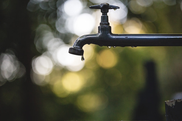 Water - dripping tap (Unsplash)
