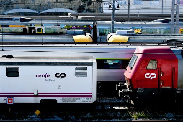 Santa Apolinia train station in Lisbon: The unprofitable night train service to Madrid was suspended indefinitely due to the Covid-19 pandemic. Photo: Jorge Mantilla/NurPhoto via Getty Images
