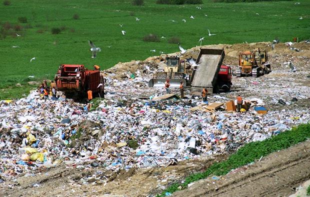 Pilot facility speeds up waste decomposition in landfills