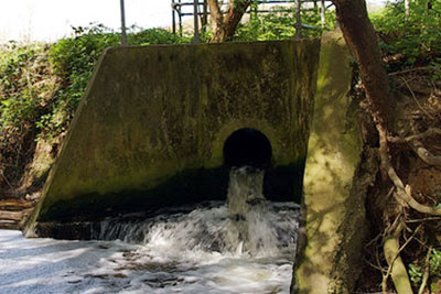 River outfall (credit: Glyn Baker / Creative Commons Licence)