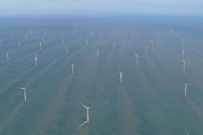 The world's biggest offshore wind farm at Thanet, Kent, has a peak capacity of 300MW (credit: Vattenfall)