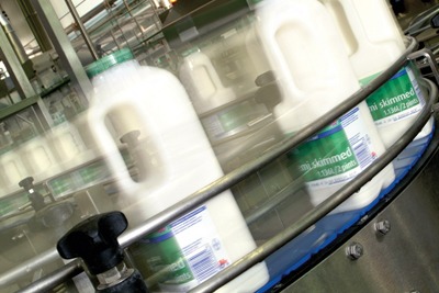 Milk cartons on the production line (credit: Dairy UK)