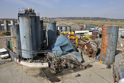 Collapsed steel tank on Solvent Resource Management's site. Credit HSE