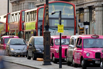 Buses and taxis on busy London street (picutre: Eric Nathan / Alamy)