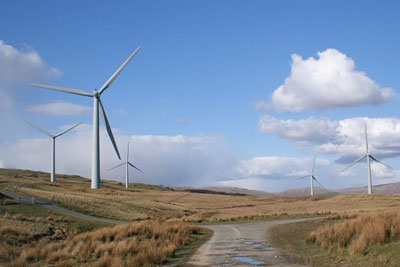 The 6.5 MW Lambrigg wind farm lies on the M6 corridor (photo: Ian Brereton CC-BY-SA-2.0 via Geograph)