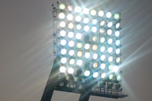 Stadium lights (picture:dreamstime)