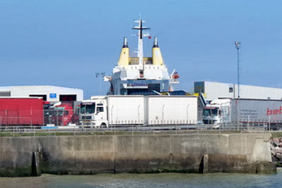 Lorries disembarking at Ramsgate ferry port (picture: Colin Smith (CC-BY-SA 2.0))