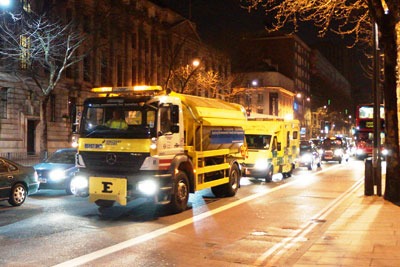 Marylebone Rd and Upper Thames Street in London are sprayed overnight with calcium magnesium acetate solution (photo: Simon Berkett/Clean Air in Cities Ltd)