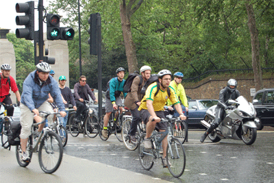 A cut through for cyclists in London's Hyde Park (photograph: Gerry Lynch, CC by SA 2.0)