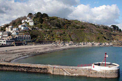 Banjo Pier at Looe beach: one site failing EU bathing water standards (photograph: Roger Geach, CC by SA 2)