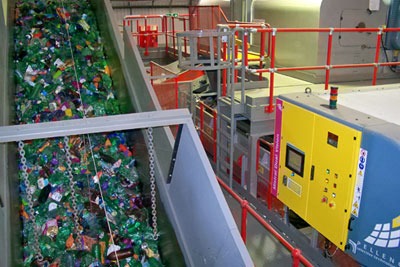Veolia has opened its first plastic recycling facility in Rainham, Essex