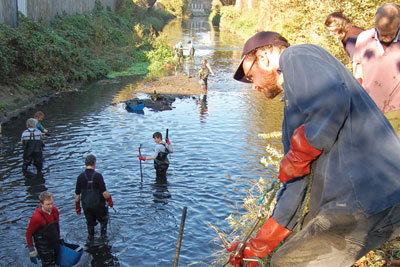 River clean-up (credit: National Council of Voluntary Organisations)