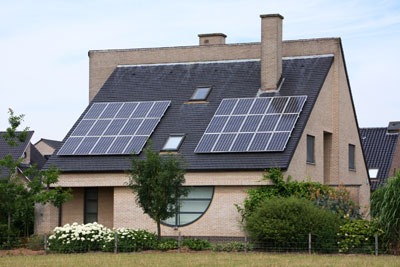 House with solar panels. Credit: Icefields, Dreamstime.com