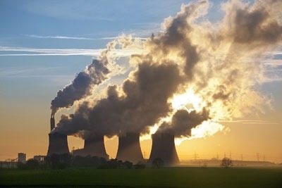 UK factory chimneys. Credit: Steve Allen/Dreamstime.com