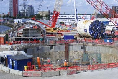 Crossrail constrction site. Credit: Sludgegulper?