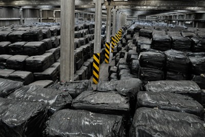 Leeds Paper Recycling Ltd illegally stored waste at the Knostrop Depot industrial park (photograph: Environment Agency)