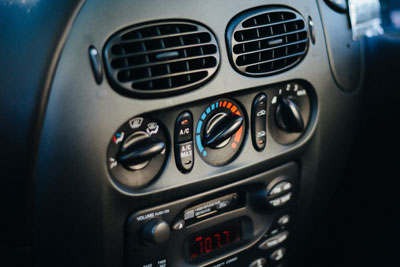 Car airconditioning controls. Credit: Dave.Dave.Dave CC BY 2.0