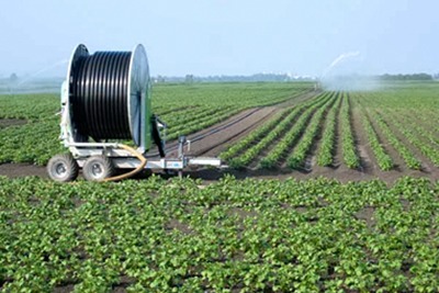 Farmers are among businesses unhappy with abstraction reforms (photograph: Amanda Slater, CC BY-SA 2.0)