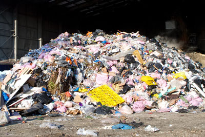 rubbish-pile©smikeymikey1_123RF_18928025_l