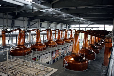 The Roseisle distillery in Scotland has a bioenergy plant slashing fossil fuel use by 50%